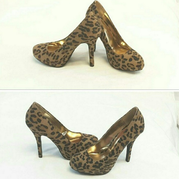 Shoes - Animal Print Platform Pumps, size 8